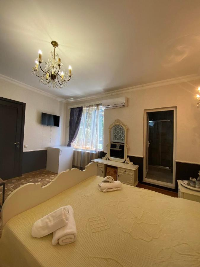 Дом 8 Apartman Tbiliszi Kültér fotó