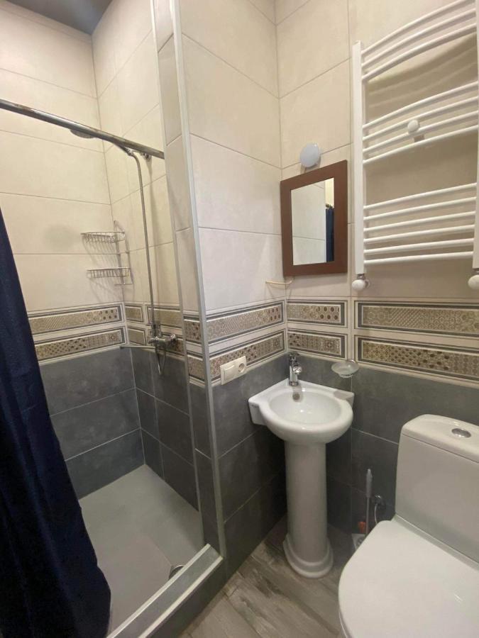 Дом 8 Apartman Tbiliszi Kültér fotó