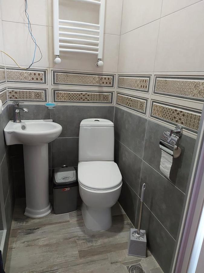 Дом 8 Apartman Tbiliszi Kültér fotó